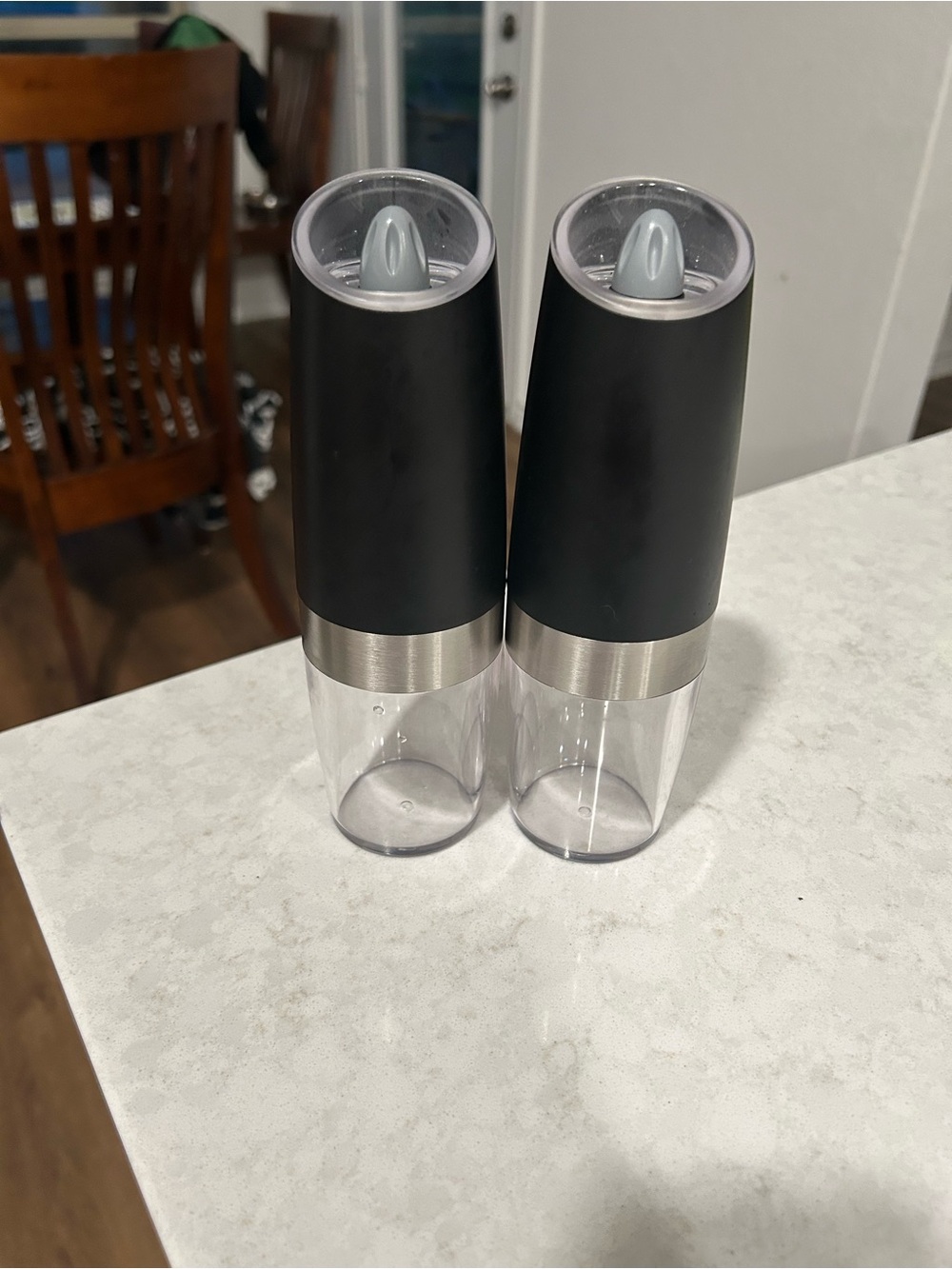 Electric Salt and Pepper Grinder Set - Black and Clear